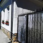 Nyaraló Lehel