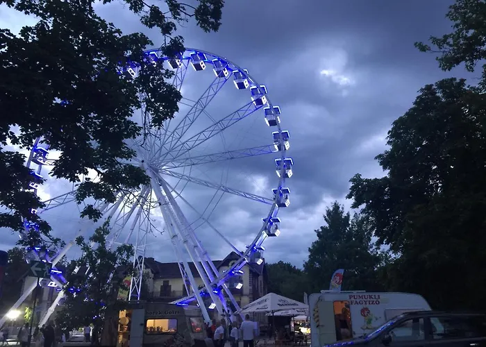 Lehel 度假居 凯斯特海伊